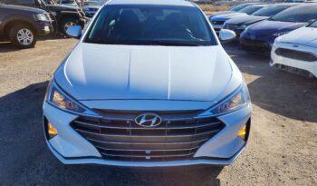 
									2020 Hyundai Elantra sel full								