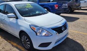 
									2018 Nissan Versa SV full								