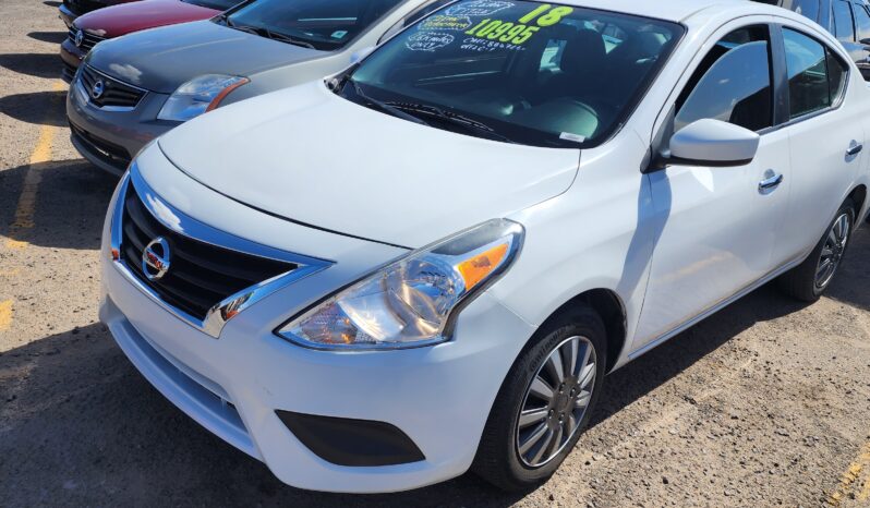 
								2018 Nissan Versa SV full									