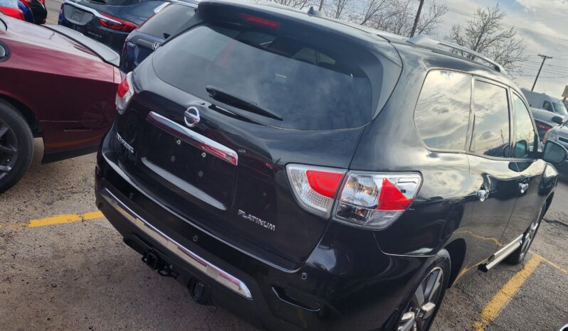 
								2013 Nissan Pathfinder Platinum. full									