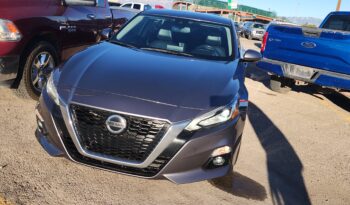 
									2019 Nissan Altima SL full								