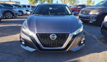 
									2019 Nissan Altima SL full								