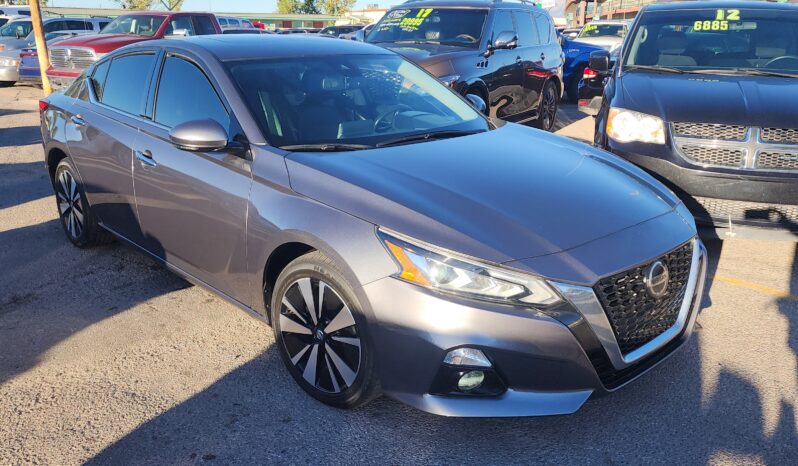 
								2019 Nissan Altima SL full									