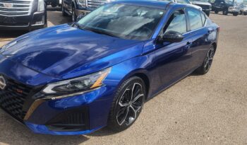 
									2023 Nissan Altima SR full								