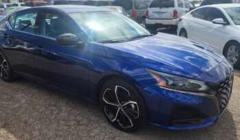 
									2023 Nissan Altima SR full								