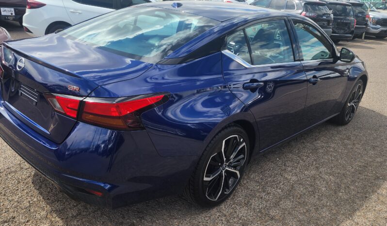 
								2023 Nissan Altima SR full									