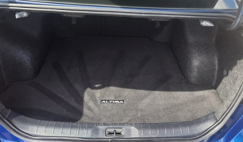 
								2023 Nissan Altima SR full									